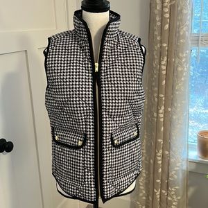 JCrew Factory quilted puffer vest with snap pockets